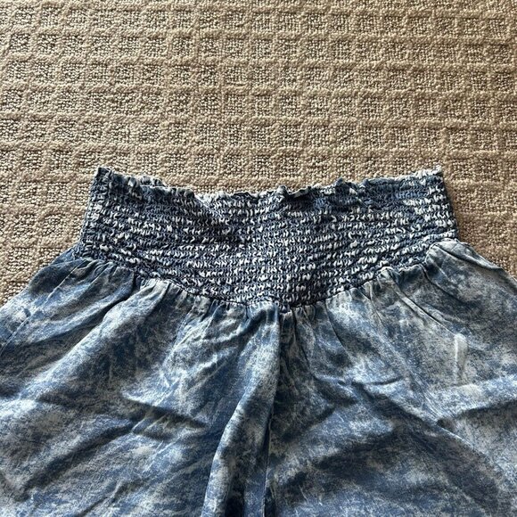 Thread & Supply Elastic Waist Blue Flowy Shorts Womens Size Small S Summer Pool - Picture 2 of 9